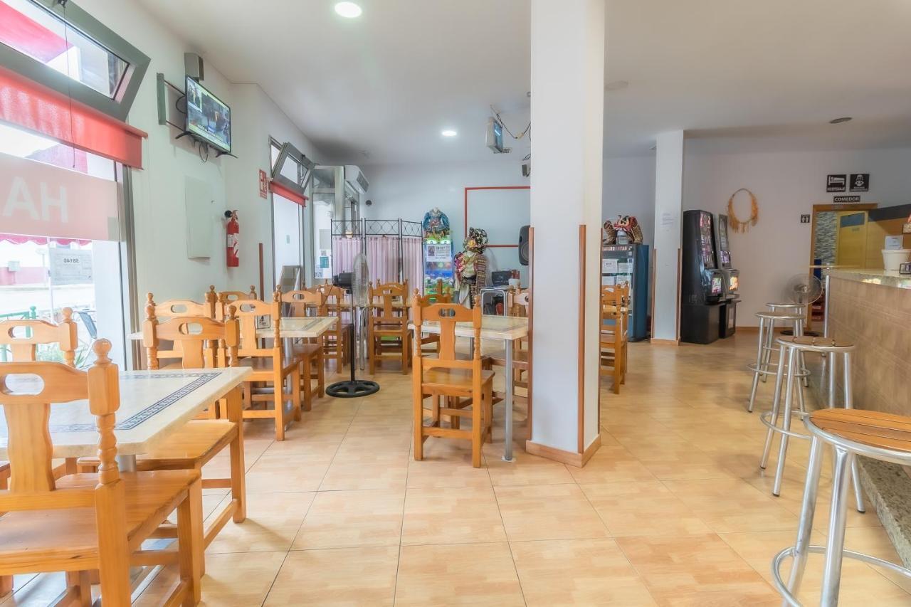 Albergue Rojo Plata Torremegía エクステリア 写真