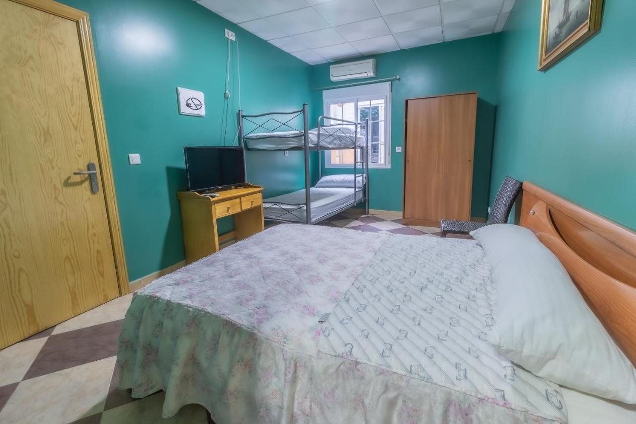 Albergue Rojo Plata Torremegía エクステリア 写真