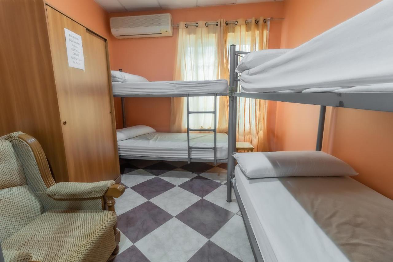 Albergue Rojo Plata Torremegía エクステリア 写真