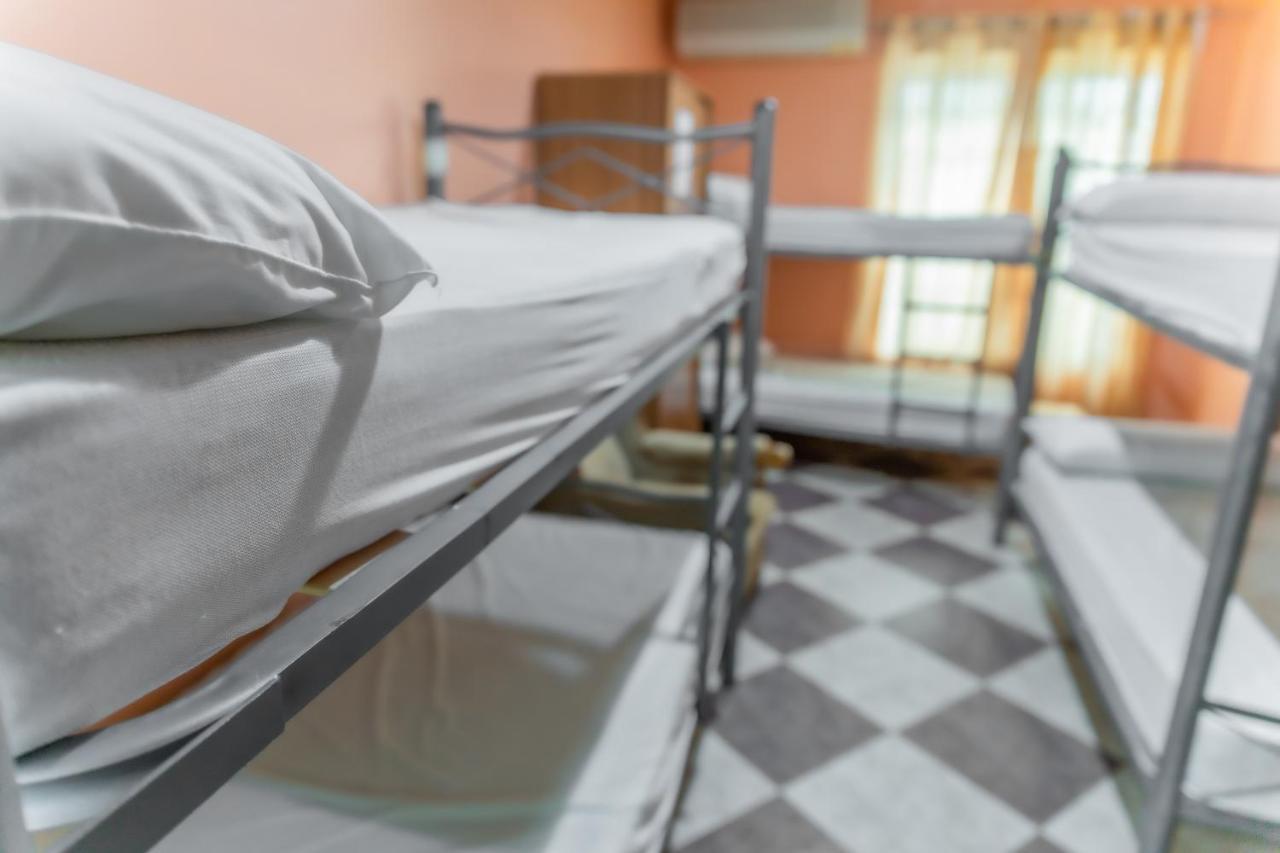 Albergue Rojo Plata Torremegía エクステリア 写真