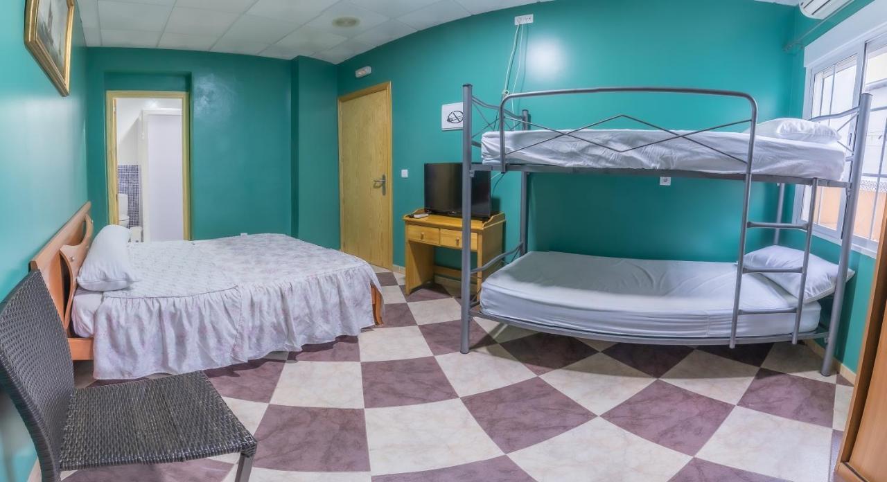 Albergue Rojo Plata Torremegía エクステリア 写真