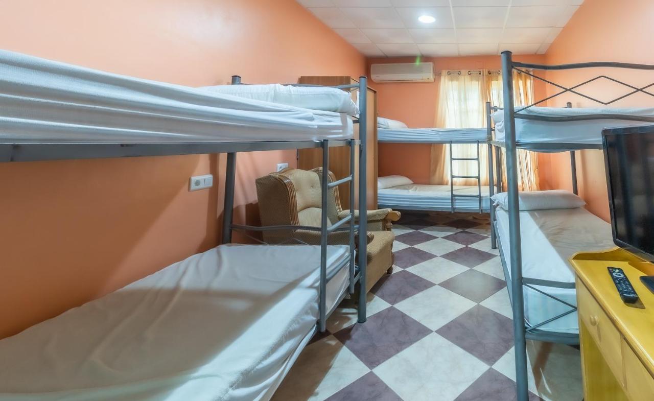 Albergue Rojo Plata Torremegía エクステリア 写真
