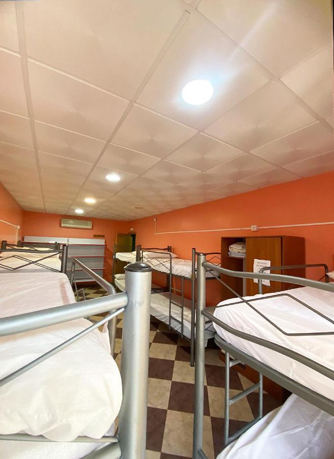 Albergue Rojo Plata Torremegía エクステリア 写真
